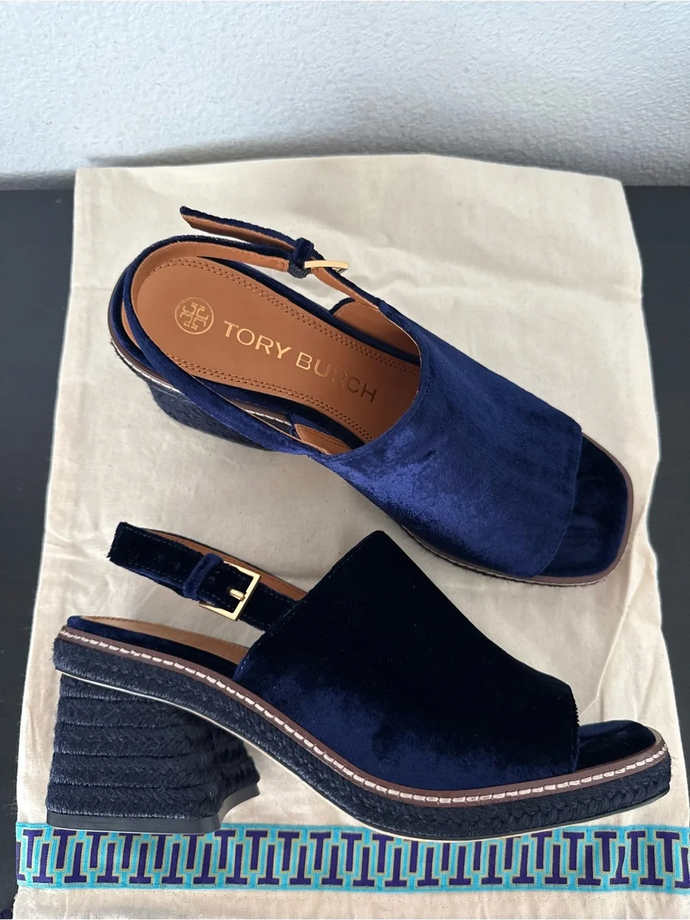 EUC Tory Burch Navy Royal Blue Velvet Slingback Block Heel Espadrille Sandals
